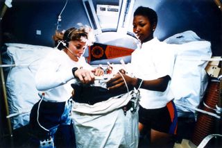 9265602 56B7236e5f9b5829f836a172 1