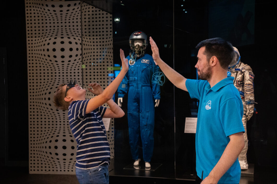 D9ac1b59 8Ecd 4301 842C Efe97dc42818