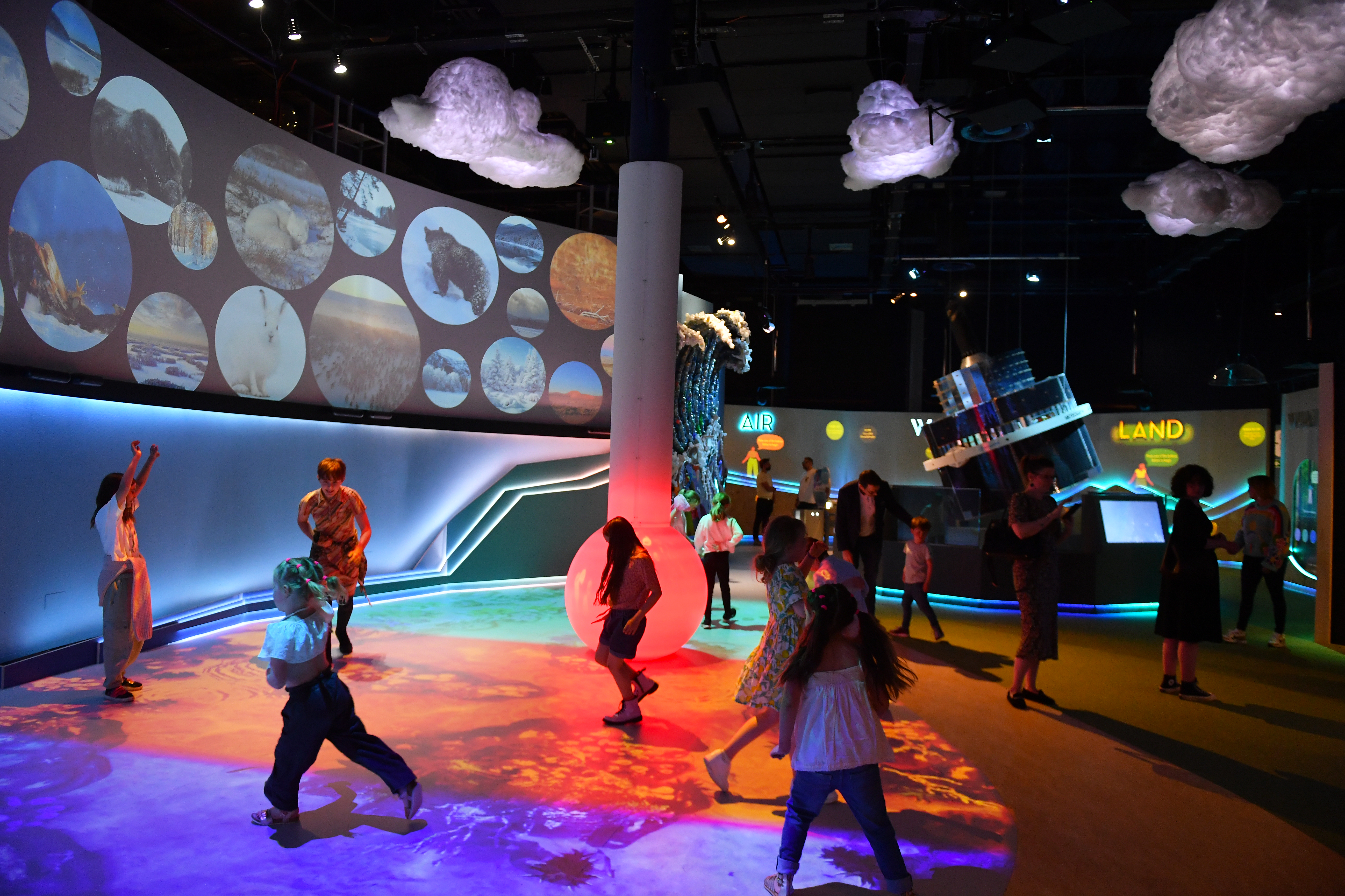 AH National Space Centre 13.05.22 157
